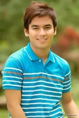 John Manalo